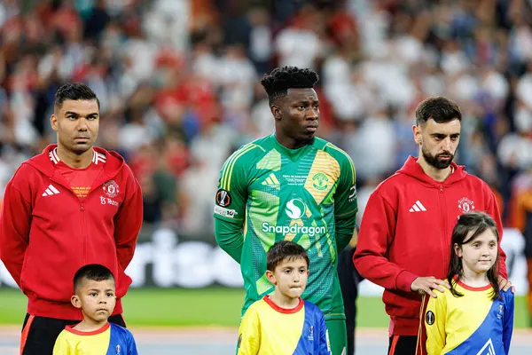 Casemiro, Andre Onana ve Bruno Fernandes UEFA Avrupa Ligi 2025 final maçında Tottenham Hotspur FC ve Manchester United FC (Maciej Rogowski)
