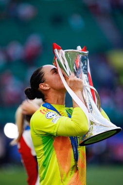 Manuela Zinsberger, UEFA Kadınlar Şampiyonlar Ligi 2025 final maçında Estadio Jose Alvalade 'de Arsenal FC Barcelona (Maciej Rogowski) ile görüldü.)