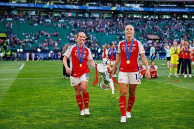 Kim Little ve Lia Walti, UEFA Şampiyonlar Ligi 2025 final maçında Estadio Jose Alvalade 'de Arsenal FC ve FC Barcelona arasında görüldü (Maciej Rogowski)