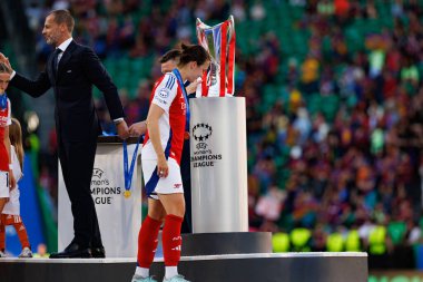 Lotte Wubben-Moy, UEFA Şampiyonlar Ligi 2025 final maçında Estadio Jose Alvalade 'de Arsenal FC ve FC Barcelona arasında görüldü.)