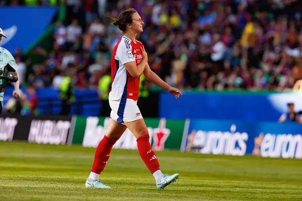 Lotte Wubben-Moy, UEFA Şampiyonlar Ligi 2025 final maçında Estadio Jose Alvalade 'de Arsenal FC ve FC Barcelona arasında görüldü.)