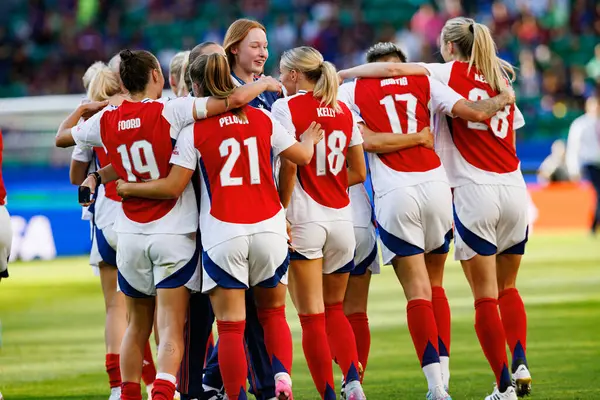 Arsenal 'in oyuncuları UEFA Kadınlar Şampiyonlar Ligi 2025 final maçında Estadio Jose Alvalade' de (Maciej Rogowski) Arsenal FC Barcelona ile FC Barcelona arasında görüldü.)