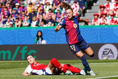 Stephanie Catley ve Ewa Pajor UEFA Şampiyonlar Ligi 2025 final maçında Estadio Jose Alvalade 'de Arsenal FC ve FC Barcelona arasında görüldü (Maciej Rogowski)