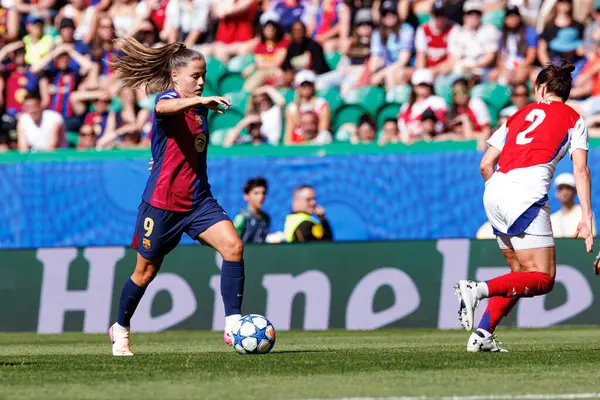 Claudia Pina UEFA Şampiyonlar Ligi 2025 final maçında Estadio Jose Alvalade 'de Arsenal FC ve FC Barcelona arasında görüldü.)