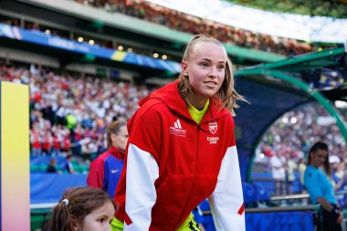 Daphne van Domselaar, UEFA Kadınlar Şampiyonlar Ligi 2025 final maçında Estadio Jose Alvalade 'de Arsenal FC Barcelona (Maciej Rogowski) ile karşılaştı.)