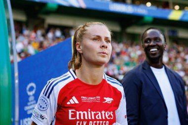 Victoria Pelova UEFA Şampiyonlar Ligi 2025 final maçında Estadio Jose Alvalade 'de Arsenal FC ve FC Barcelona arasında görüldü.)