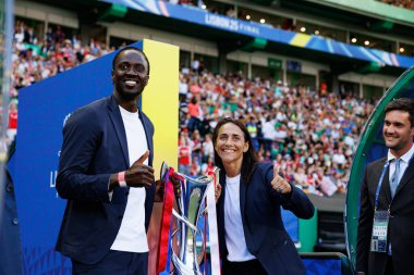 Eder ve Carla Couto, UEFA Kadınlar Şampiyonlar Ligi 2025 final maçında Estadio Jose Alvalade 'de (Maciej Rogowski) Arsenal FC ve FC Barcelona arasında görüldü.)