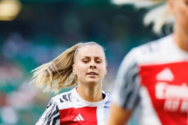 Victoria Pelova UEFA Şampiyonlar Ligi 2025 final maçında Estadio Jose Alvalade 'de Arsenal FC ve FC Barcelona arasında görüldü.)