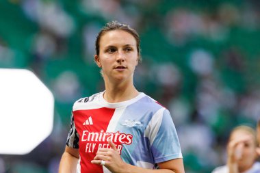 Lotte Wubben-Moy, UEFA Şampiyonlar Ligi 2025 final maçında Estadio Jose Alvalade 'de Arsenal FC ve FC Barcelona arasında görüldü.)