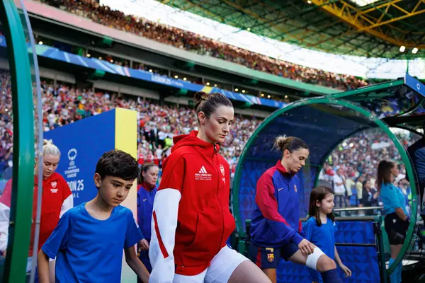 Emily Fox UEFA Şampiyonlar Ligi 2025 final maçında Estadio Jose Alvalade 'de Arsenal FC ve FC Barcelona arasında görüldü (Maciej Rogowski)