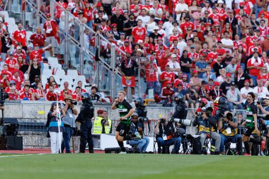Conrad Harder, SL Benfica ve Sporting CP (Maciej Rogowski) takımları arasında oynanan Taca de Portugal 2025 final maçında gol attıktan sonra kutlama yaparken görüldü.)