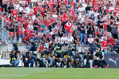 Conrad Harder, SL Benfica ve Sporting CP (Maciej Rogowski) takımları arasında oynanan Taca de Portugal 2025 final maçında gol attıktan sonra kutlama yaparken görüldü.)