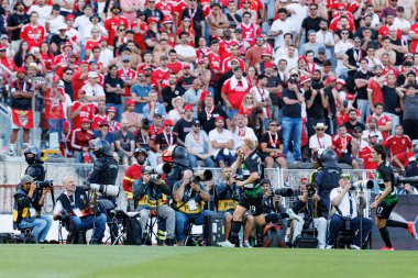Conrad Harder, SL Benfica ve Sporting CP (Maciej Rogowski) takımları arasında oynanan Taca de Portugal 2025 final maçında gol attıktan sonra kutlama yaparken görüldü.)