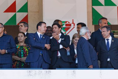 Luis Montenegro ve Rui Costa Taca de Portugal 2025 final maçında SL Benfica ve Sporting CP (Maciej Rogowski)