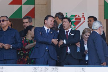 Luis Montenegro ve Rui Costa Taca de Portugal 2025 final maçında SL Benfica ve Sporting CP (Maciej Rogowski)