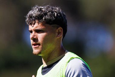 Maximilliano Araujo Taca de Portugal 2025 final maçında SL Benfica ve Sporting CP (Maciej Rogowski) takımları arasında görüldü.)