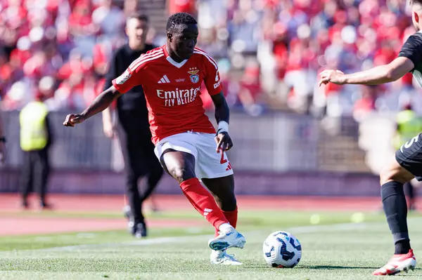 Bruma, SL Benfica ve Sporting CP (Maciej Rogowski) takımları arasında oynanan Taca de Portugal 2025 final maçında görüldü.)