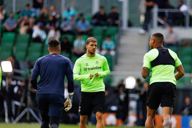 Giovani Lo Celso, Real Betis Balompie ve Chelsea FC (Maciej Rogowski) arasında oynanan UEFA Konferans Ligi 2025 final maçı öncesinde resmi eğitim sırasında görüldü.)