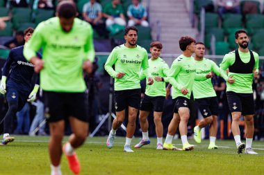 Pablo Fornals UEFA Konferans Ligi 2025 final maçından önce Real Betis Balompie ve Chelsea FC (Maciej Rogowski)