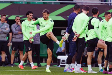 Giovani Lo Celso, Real Betis Balompie ve Chelsea FC (Maciej Rogowski) arasında oynanan UEFA Konferans Ligi 2025 final maçı öncesinde resmi eğitim sırasında görüldü.)