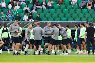 Manuel Pellegrini ve ekibi UEFA Konferans Ligi 2025 final maçı öncesinde Real Betis Balompie ve Chelsea FC (Maciej Rogowski)