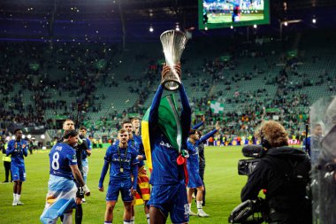 Nicolas Jackson, Real Betis Balompie ve Chelsea FC (Maciej Rogowski) arasında oynanan UEFA Konferans Ligi 2025 final maçında görüldü.)