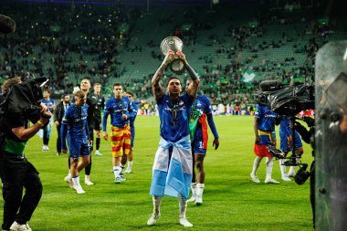 Enzo Fernandez, Real Betis Balompie ve Chelsea FC (Maciej Rogowski) arasında oynanan UEFA Konferans Ligi 2025 final maçında görüldü.)