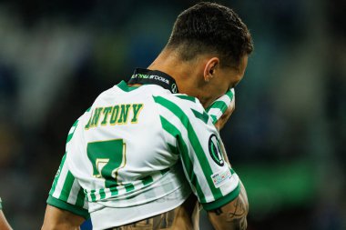 Antony, Real Betis Balompie ile Chelsea FC (Maciej Rogowski) arasında oynanan UEFA Konferans Ligi 2025 final maçında görüldü.)