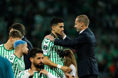 Marc Bartra, Real Betis Balompie ve Chelsea FC (Maciej Rogowski) arasında oynanan UEFA Konferans Ligi 2025 final maçında görüldü.)