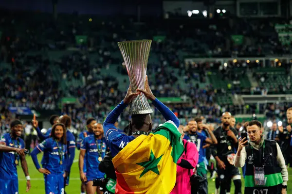 Nicolas Jackson, Real Betis Balompie ve Chelsea FC (Maciej Rogowski) arasında oynanan UEFA Konferans Ligi 2025 final maçında görüldü.)