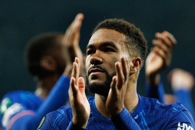 Reece James, Real Betis Balompie ve Chelsea FC (Maciej Rogowski) arasında oynanan UEFA Konferans Ligi 2025 final maçında görüldü.)