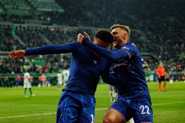 Jadon Sancho ve Kiernan Dewsbury-Hall UEFA Konferans Ligi 2025 final maçında Real Betis Balompie ve Chelsea FC (Maciej Rogowski)