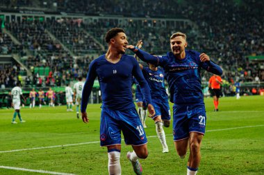 Jadon Sancho ve Kiernan Dewsbury-Hall UEFA Konferans Ligi 2025 final maçında Real Betis Balompie ve Chelsea FC (Maciej Rogowski)