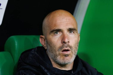 Enzo Maresca, Real Betis Balompie ve Chelsea FC (Maciej Rogowski) arasında oynanan UEFA Konferans Ligi 2025 final maçında görüldü.)