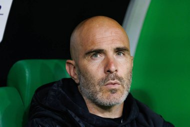 Enzo Maresca, Real Betis Balompie ve Chelsea FC (Maciej Rogowski) arasında oynanan UEFA Konferans Ligi 2025 final maçında görüldü.)