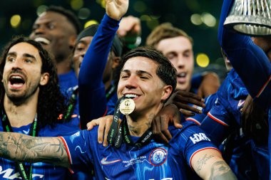 Enzo Fernandez, Real Betis Balompie ve Chelsea FC (Maciej Rogowski) arasında oynanan UEFA Konferans Ligi 2025 final maçında görüldü.)