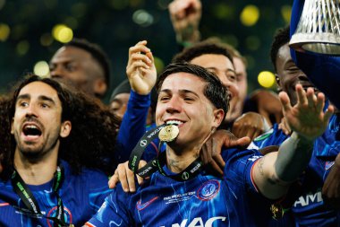 Enzo Fernandez, Real Betis Balompie ve Chelsea FC (Maciej Rogowski) arasında oynanan UEFA Konferans Ligi 2025 final maçında görüldü.)