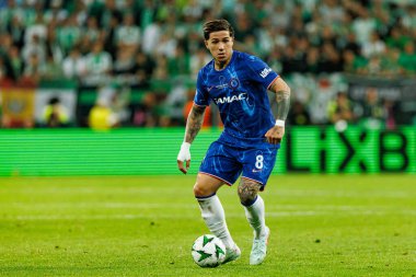 Enzo Fernandez, Real Betis Balompie ve Chelsea FC (Maciej Rogowski) arasında oynanan UEFA Konferans Ligi 2025 final maçında görüldü.)