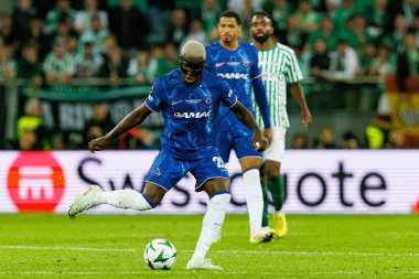 Moises Caicedo, Real Betis Balompie ve Chelsea FC (Maciej Rogowski) arasında oynanan UEFA Konferans Ligi 2025 final maçında görüldü.)