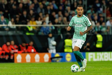 Natan, Real Betis Balompie ve Chelsea FC (Maciej Rogowski) arasında oynanan UEFA Konferans Ligi 2025 final maçında görüldü.)