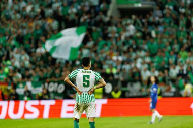 Marc Bartra, Real Betis Balompie ve Chelsea FC (Maciej Rogowski) arasında oynanan UEFA Konferans Ligi 2025 final maçında görüldü.)
