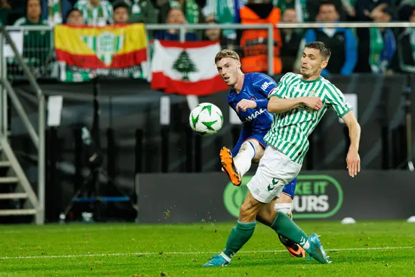 Cole Palmer ve Romain Perraud, Real Betis Balompie ile Chelsea FC (Maciej Rogowski)