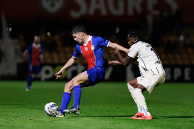 Miguel Pires ve John Christian Kelechi Liga Portekiz 2 maçında FC Alverca ve Portimonense SC (Maciej Rogowski)