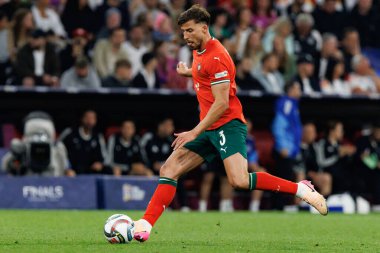 Ruben Dias, Almanya ve Portekiz milli takımları arasında oynanan 2025 UEFA Uluslar Ligi yarı final maçında görüldü (Maciej Rogowski)