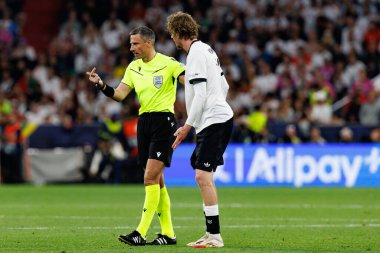 Slavko Vinciç ve Nick Woltemade, Almanya ve Portekiz milli takımları arasında oynanan 2025 UEFA Milletler Ligi yarı final maçında görüldü (Maciej Rogowski)