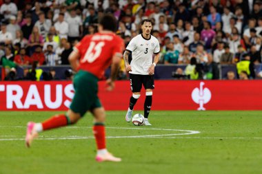 Robin Koch, Almanya ve Portekiz milli takımları arasında oynanan 2025 UEFA Uluslar Ligi yarı final maçında görüldü (Maciej Rogowski)