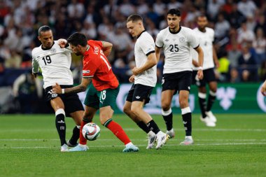 Leroy Sane ve Ruben Neves, Almanya ve Portekiz milli takımları arasında oynanan 2025 UEFA Milletler Ligi yarı final maçında görüldü (Maciej Rogowski)