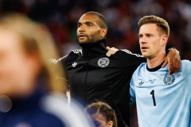 Jonathan Tah ve Marc Andre Ter Stegen, Almanya ve Portekiz milli takımları arasında oynanan 2025 UEFA Milletler Ligi yarı final maçında görüldü (Maciej Rogowski)