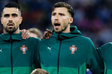 Diogo Costa ve Ruben Dias, Almanya ve Portekiz milli takımları arasında oynanan 2025 UEFA Milletler Ligi yarı final maçında (Maciej Rogowski)