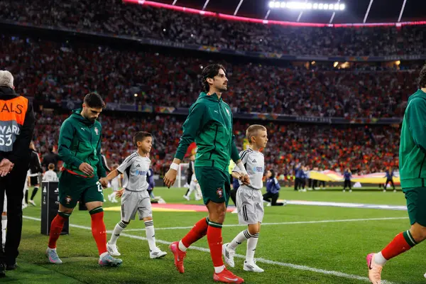 Francisco Trincao, Almanya ve Portekiz milli takımları arasında oynanan 2025 UEFA Uluslar Ligi yarı final maçında görüldü (Maciej Rogowski)